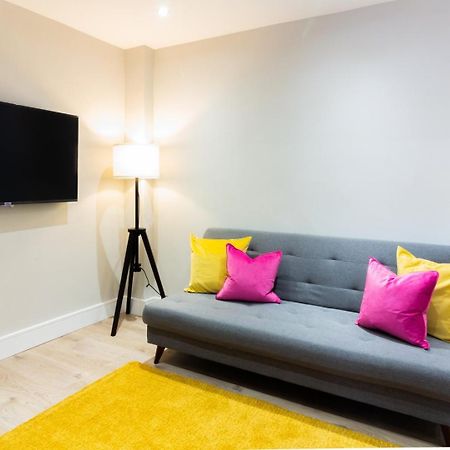 Guestready - Encantando O Apartamento 2Br No Newmarket Hall 더블린 외부 사진