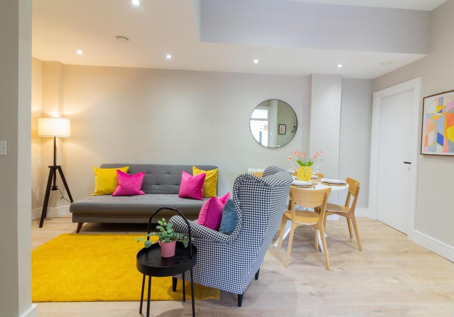 Guestready - Encantando O Apartamento 2Br No Newmarket Hall 더블린 외부 사진